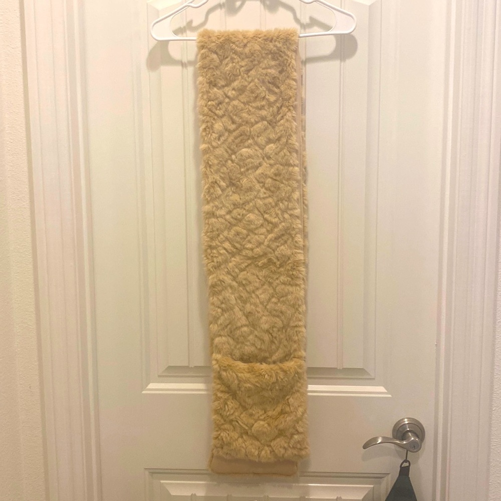 Cabi faux fur pocket scarf